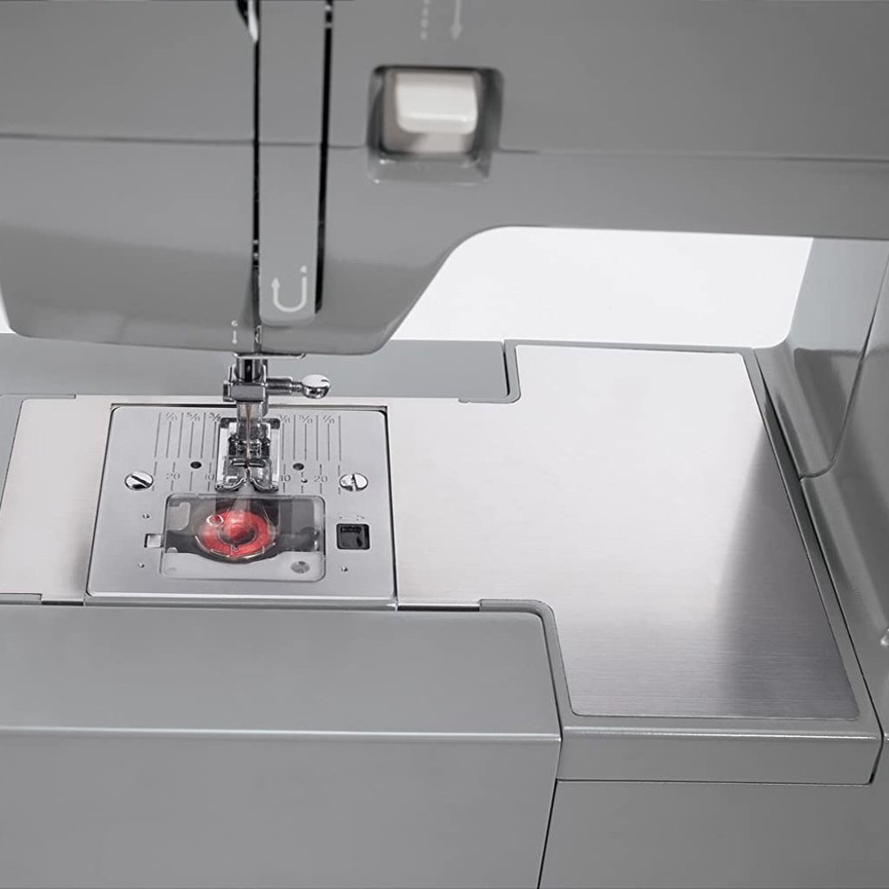 SINGER Heavy Duty Sewing Machine With Included Accessory Kit
